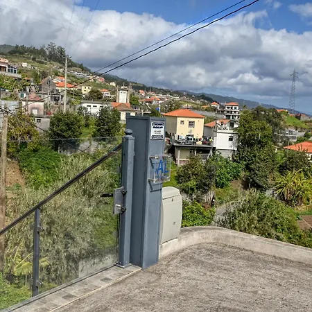 Valley Canhas, A In Madeira * Relogio do Poiso